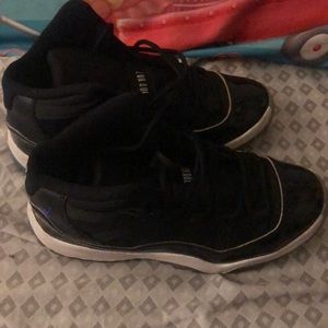 Jordan 11 space James